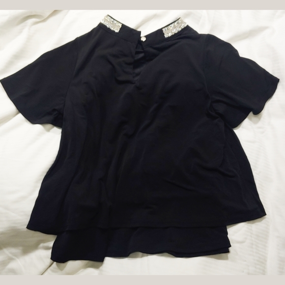 Moa Moa beaded neckline layered top - Picture 7 of 8